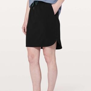 Lululemon On the Fly Skirt